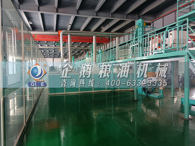 企鵝牌茶籽油雙螺桿榨油機(jī)，用心制造獲得客戶認(rèn)可(圖1)